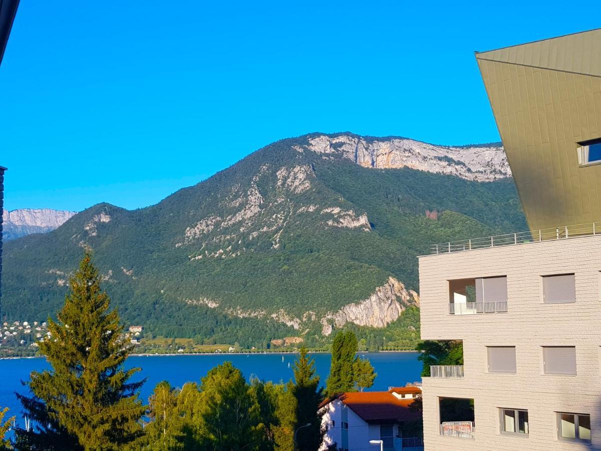Magnifique résidence à 300 m du lac parking privee Annecy Extérieur photo